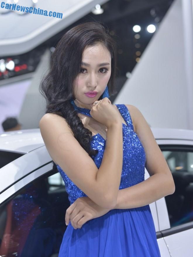 china-car-girls-chengdu-6-geely