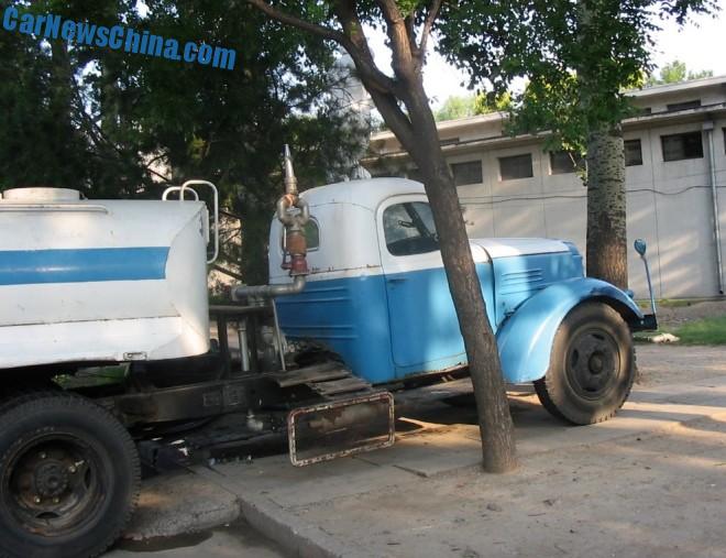 liberation-water-truck-china-6