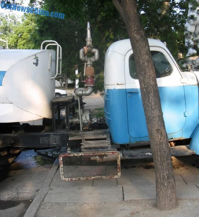 liberation-water-truck-china-7