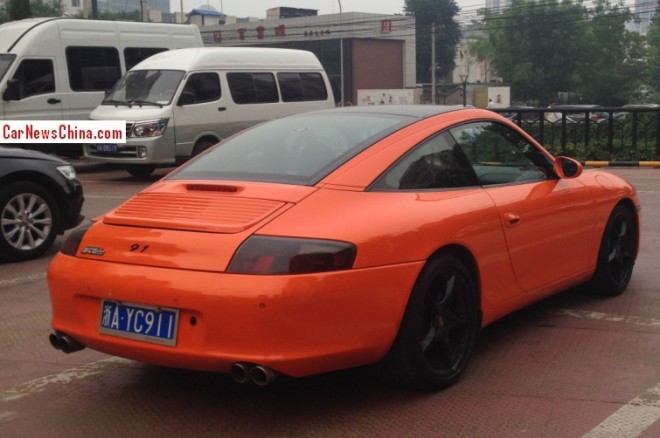 porsche-911-orange-china-3