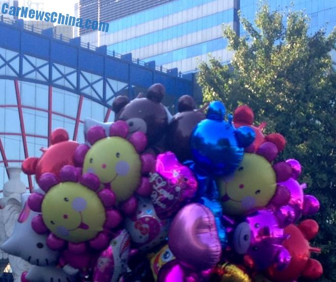 balloons-china-tricycle-2