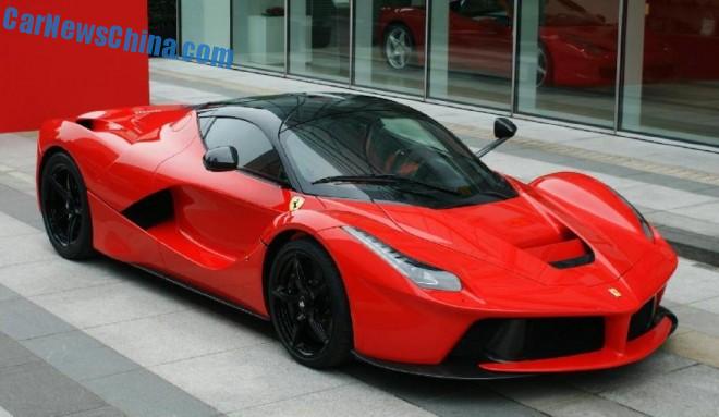 ferrari-laferrari-china-double-2