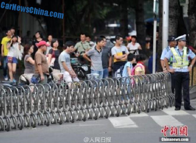 jaywalking-china-2