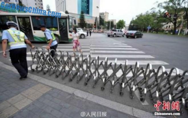 jaywalking-china-3