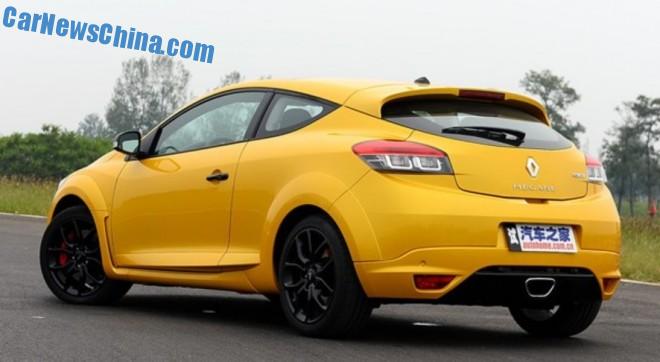 rnault-megane-rs-china-23