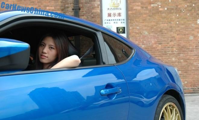 toyota-86-china-girl-2c