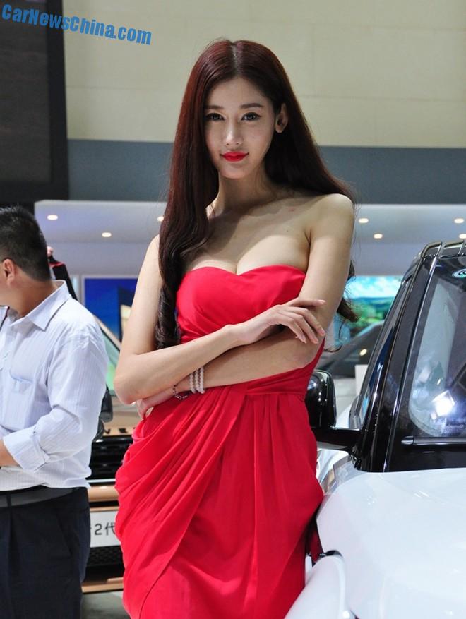 china-car-girls-xian-2