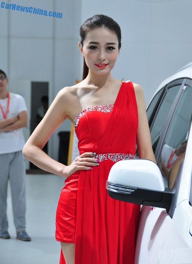 china-car-girls-xian-5