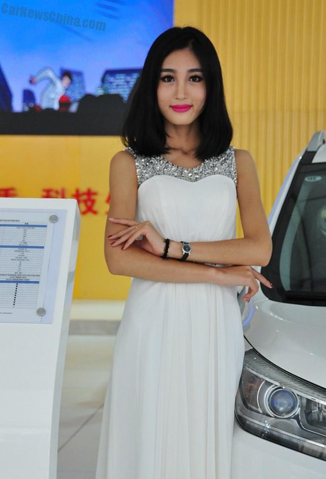 china-car-girls-xian-7