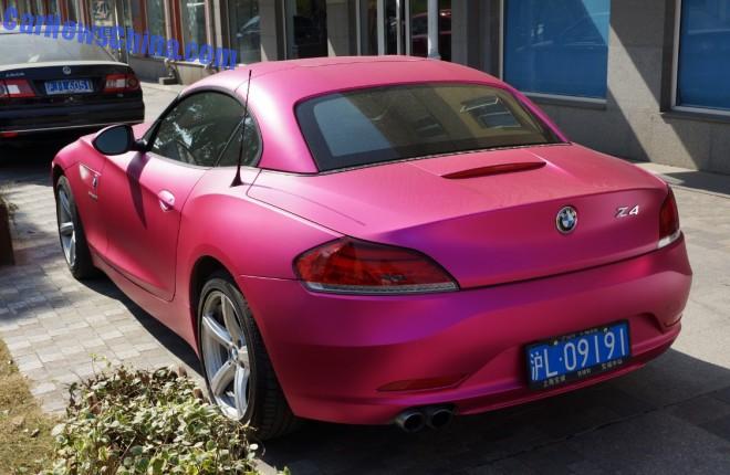 bmw-z4-pink-china-2