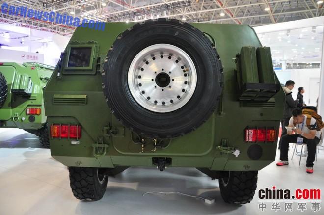 dongfeng-hummer-armored-4