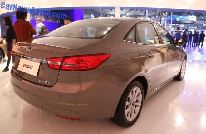 ford-escort-china-guangzhou-3