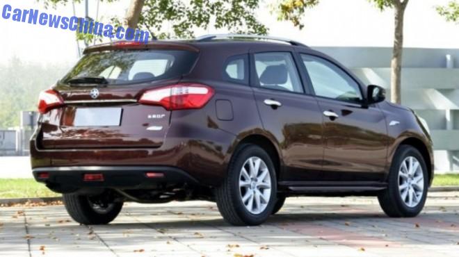 venucia-suv-china-3