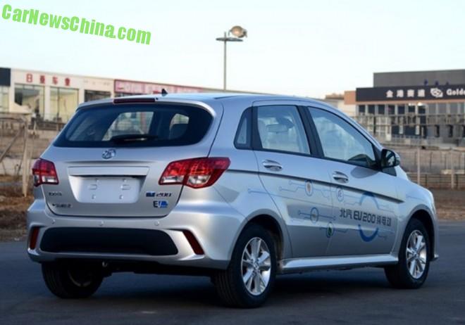 beijing-auto-senova-ev200-5