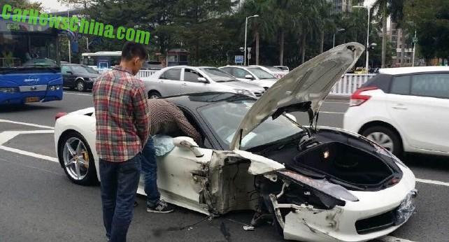 ferrari-458-crash-china-4