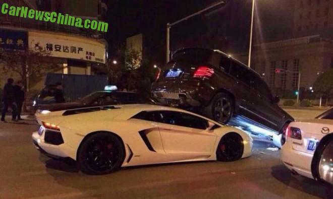 lamborghini-crash-china-1-9c