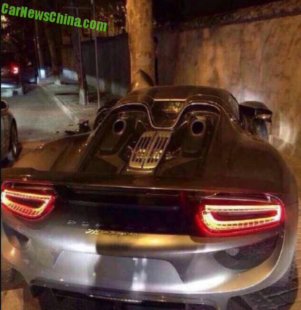 porsche-918-crash-china-5