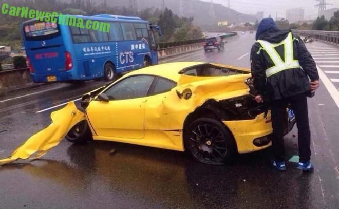 ferrari-f430-china-crash-4