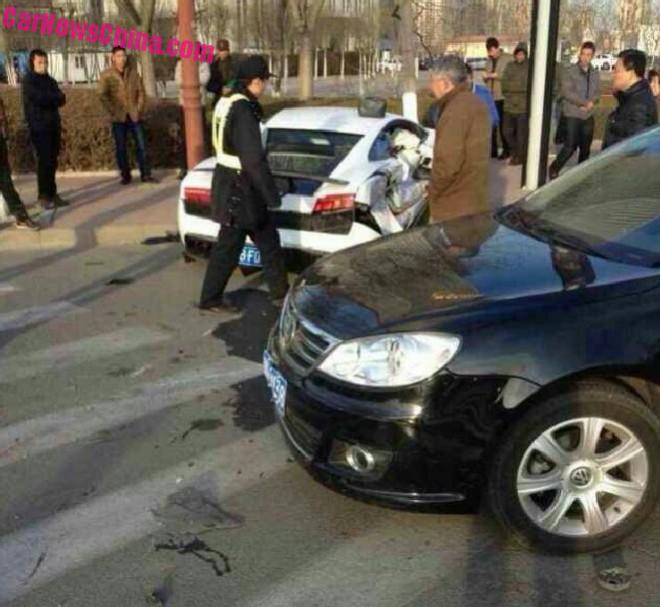 lamborghini-gallardo-crash-china-tro-4