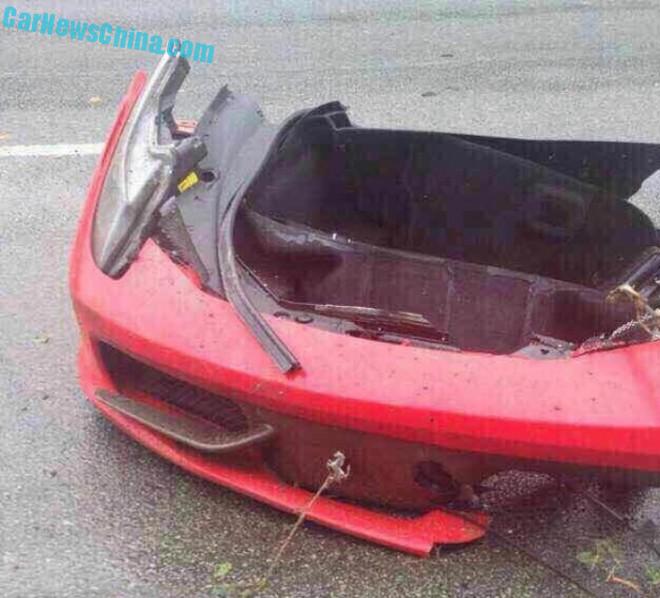 ferrari-458-crash-china-9-3