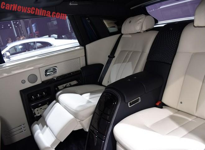 rolls-royce-phantom-limelight-china-9