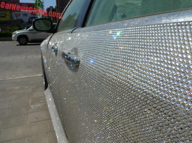 chrysler-300c-china-glitter-3a