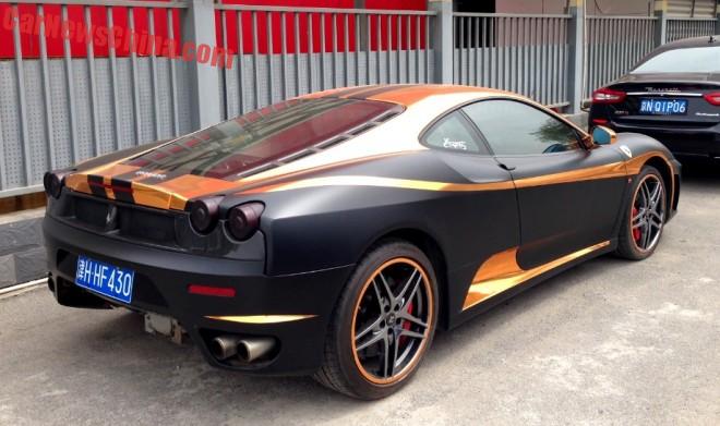 ferrari-f430-black-gold-china-3