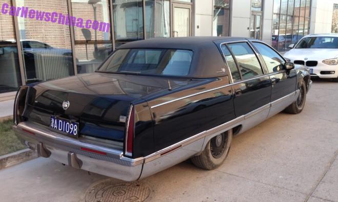 cadillac-brougham-black-china-6