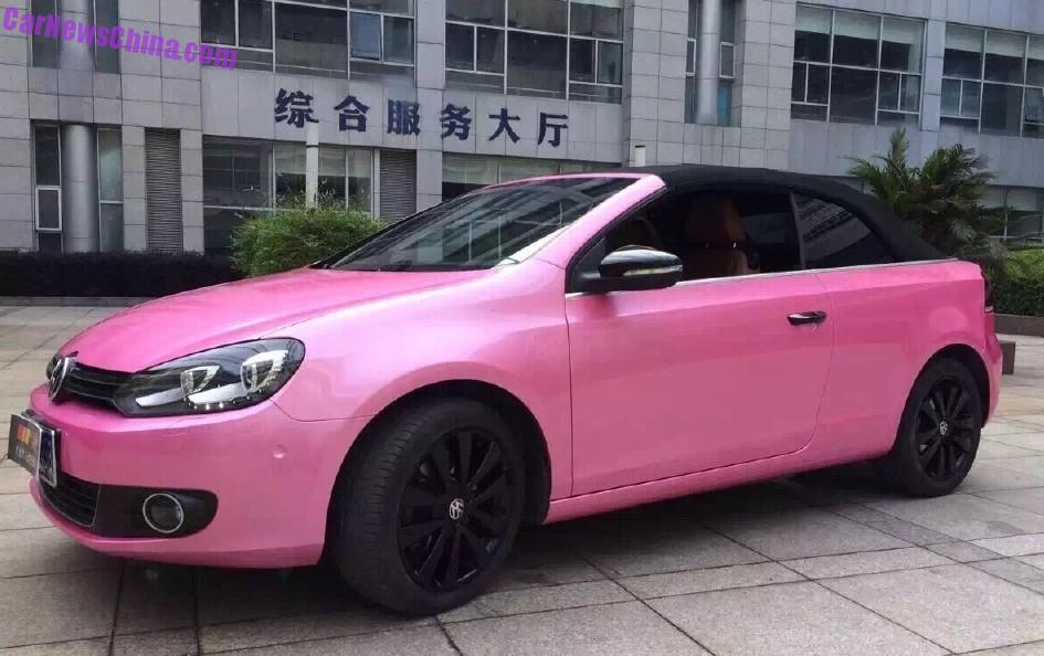 Volkswagen Golf Cabriolet is Pink in China