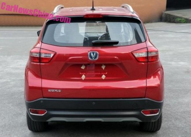 changan-cs15-china-red-3