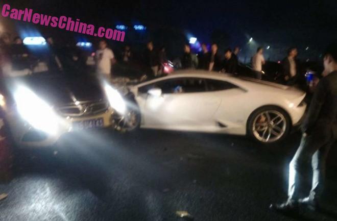 lamborghini-crash-china-3