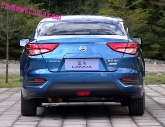 nissan-lannia-china-blue-5