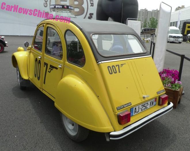 citroen-2cv-beijing-7