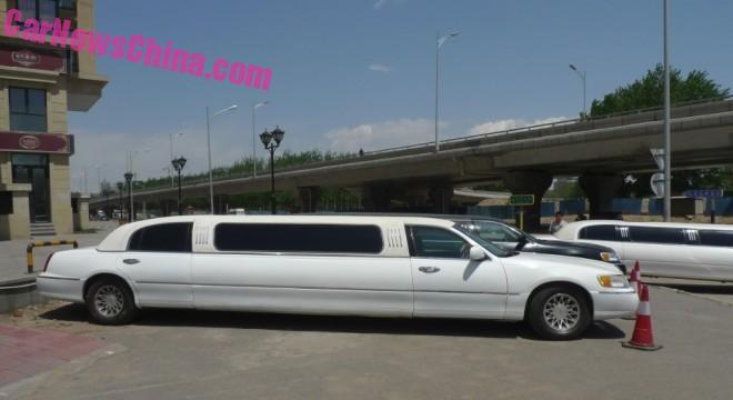 lincoln-limo-china-3a