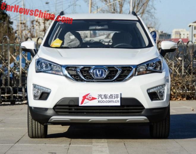 changan-cs15-china-3o