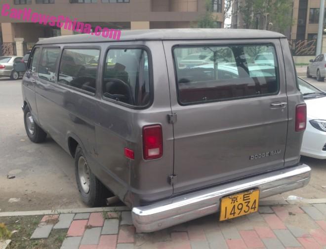 dodge-ram-van-china-4