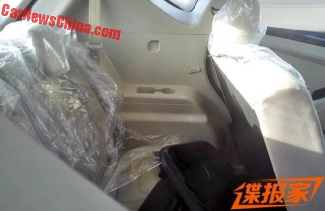 dongfeng-suv-interior-4