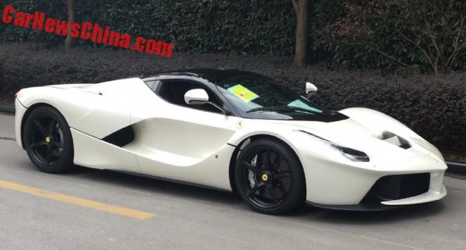 ferrari-laferrari-white-china-4