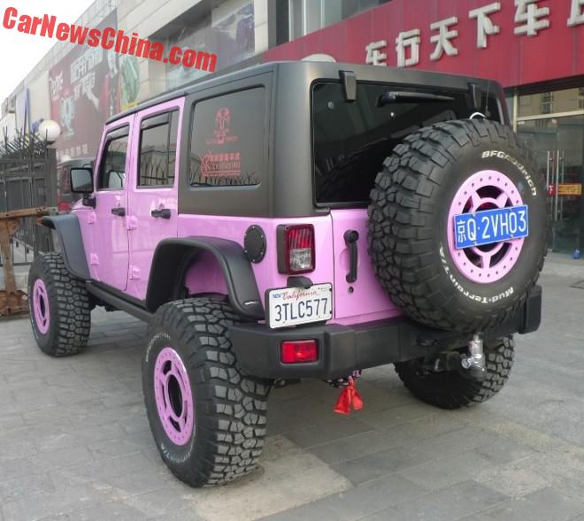 jeep-pink-china-4