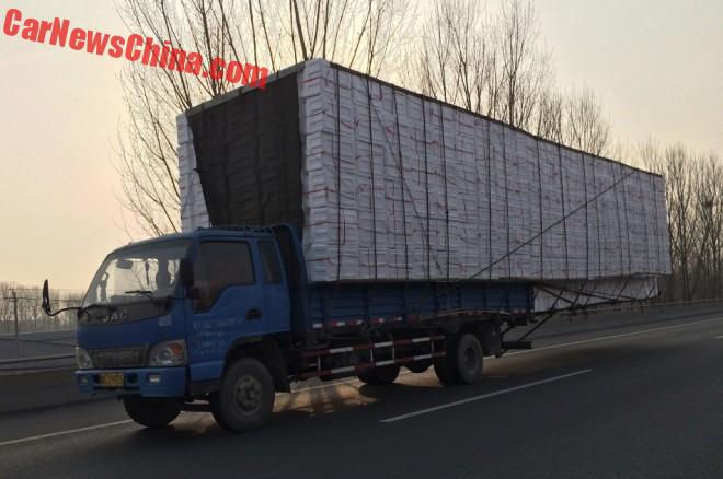 china-truck-overhang-5