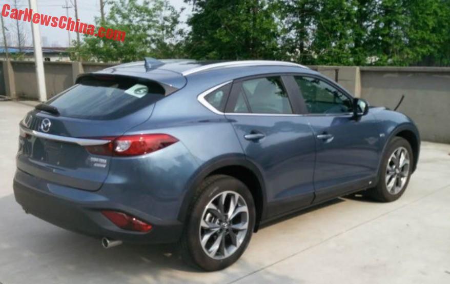 Mazda CX-4 facelift spotted, looks a lot like the CX-30 