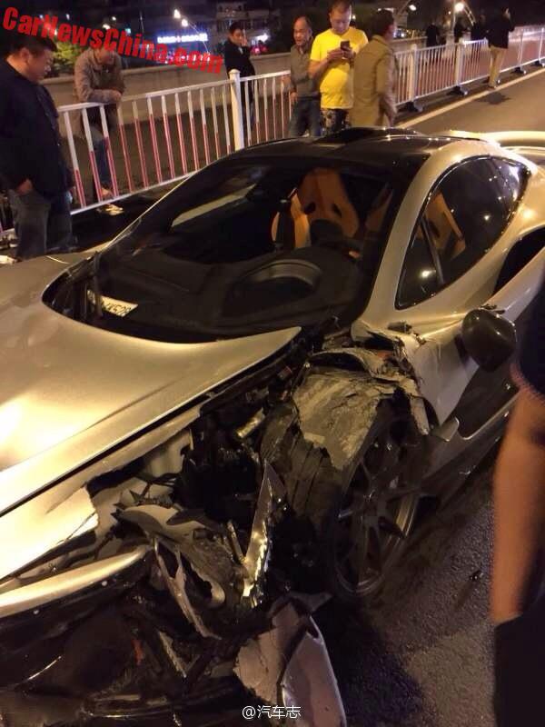 mclaren-p1-crash-china-4a