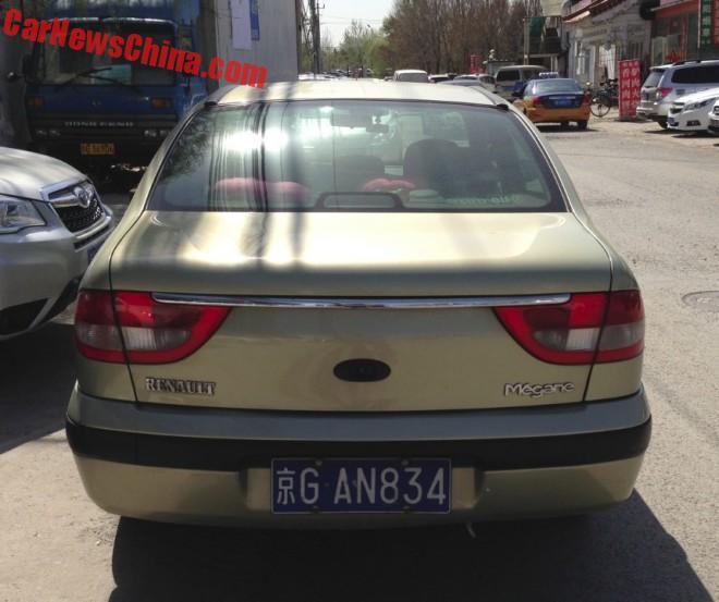 renault-megane-sedan-china-9