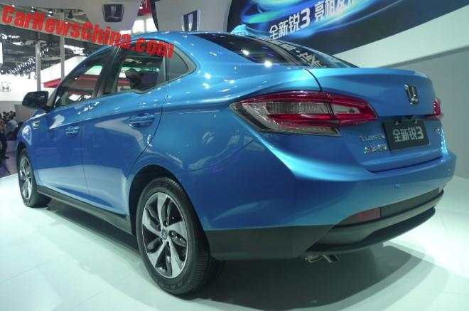 luxgen-3-sedan-china-3