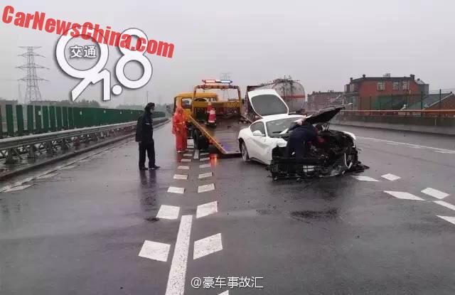 ferrari-f12-crash-2