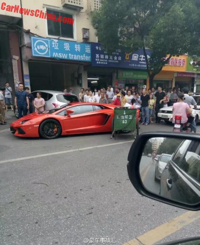 lamborghini-crash-china-4