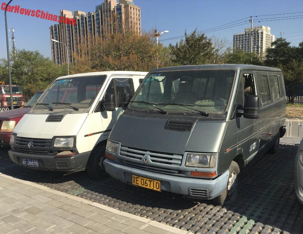Spotted In China: Sanjiang Renault Trafic Times Two