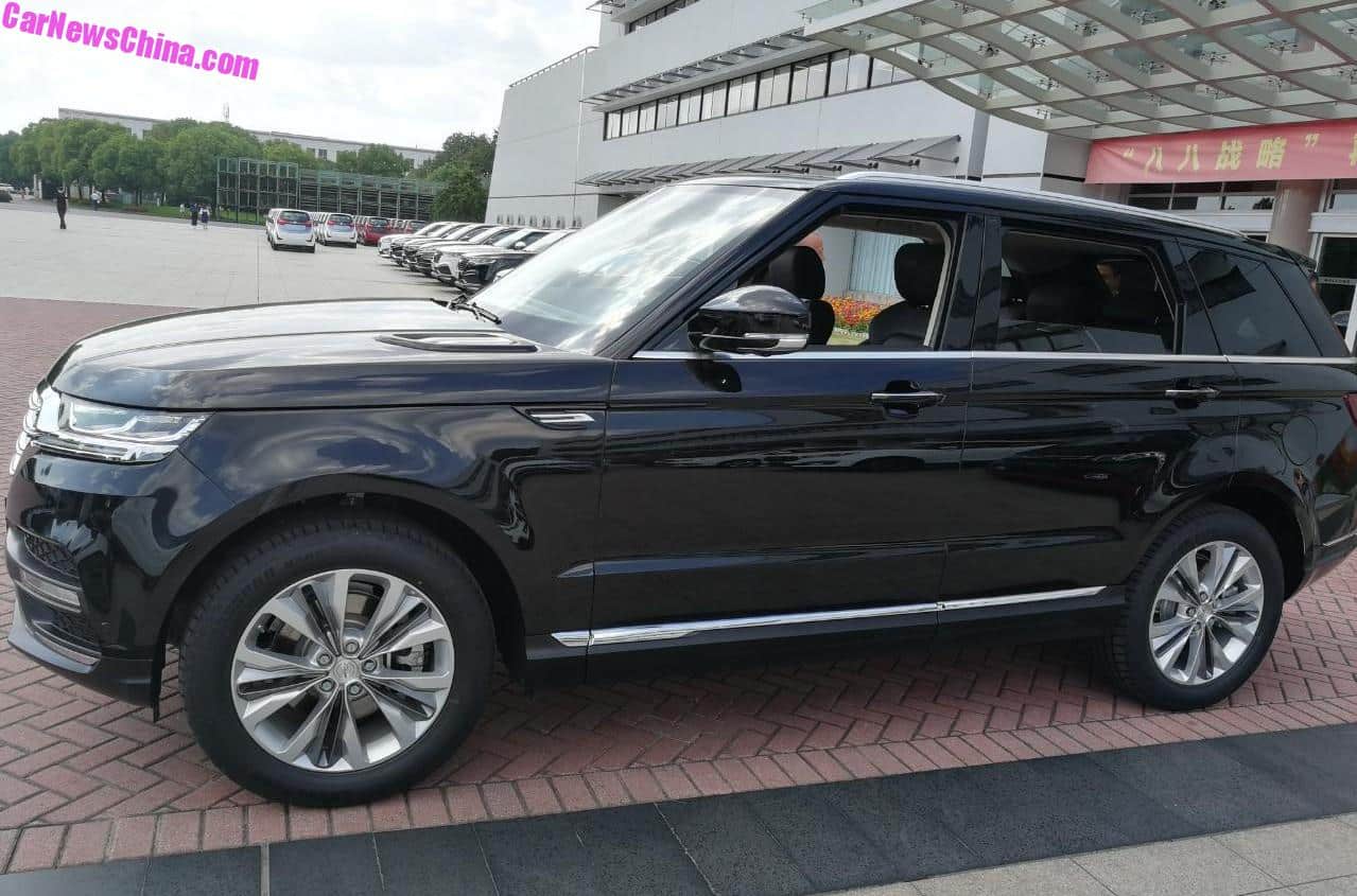 China Copies The Range Rover Sport