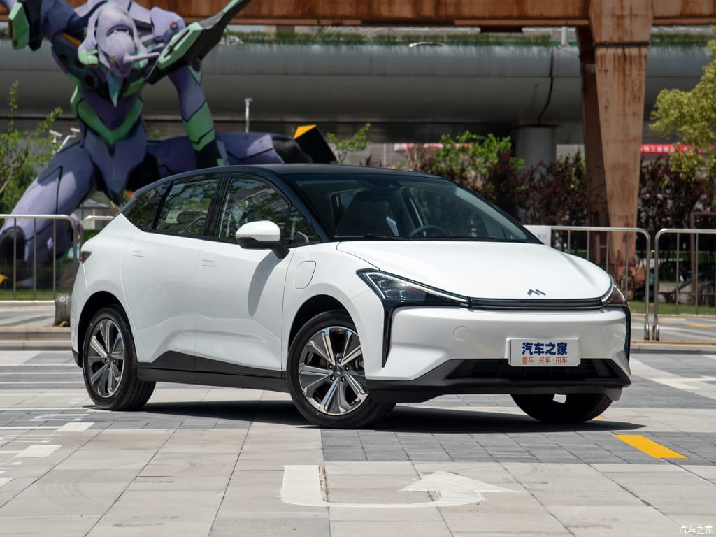 This is not Tesla Y. New Chinese EV Modern IN starts presale at 125 000 yuan (19 000 USD)