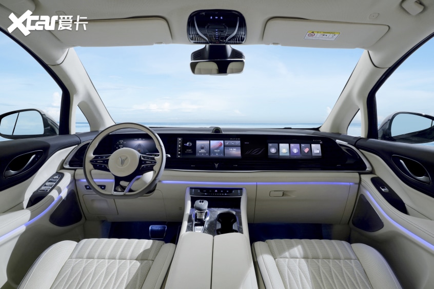 Voyah Dreamer Launches in China as Fastest Production MPV